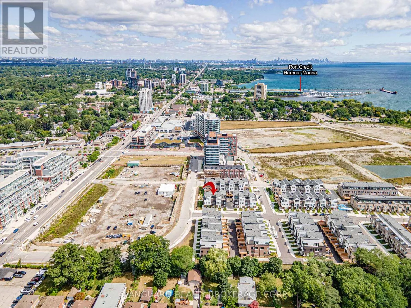 21 - 15 LOU PARSONS WAY