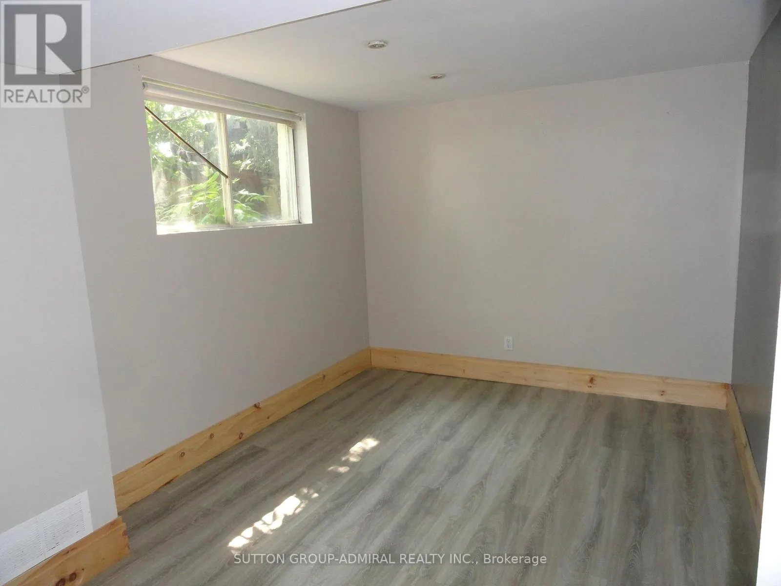 2776 TALLBERG COURT