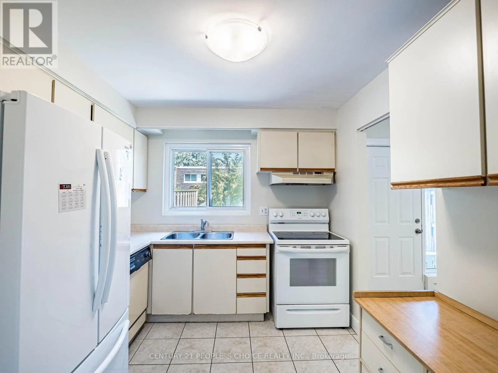 16 - 1720 ALBION ROAD