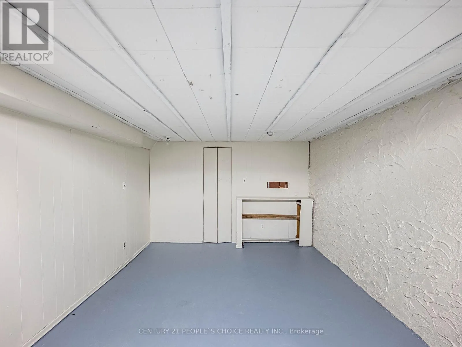 16 - 1720 ALBION ROAD