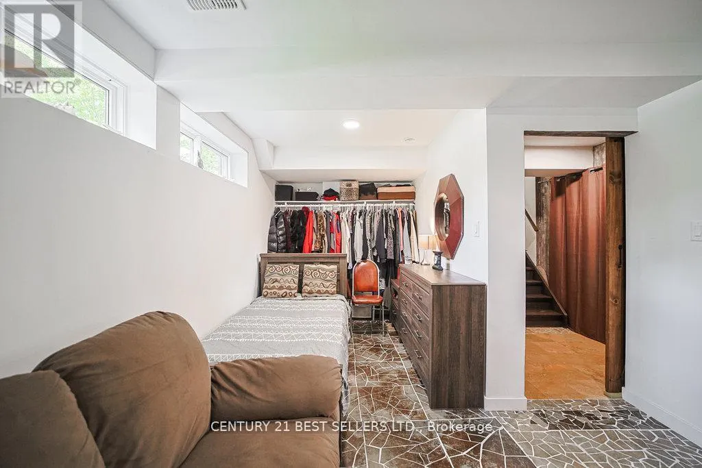 126 MELLOW CRESCENT