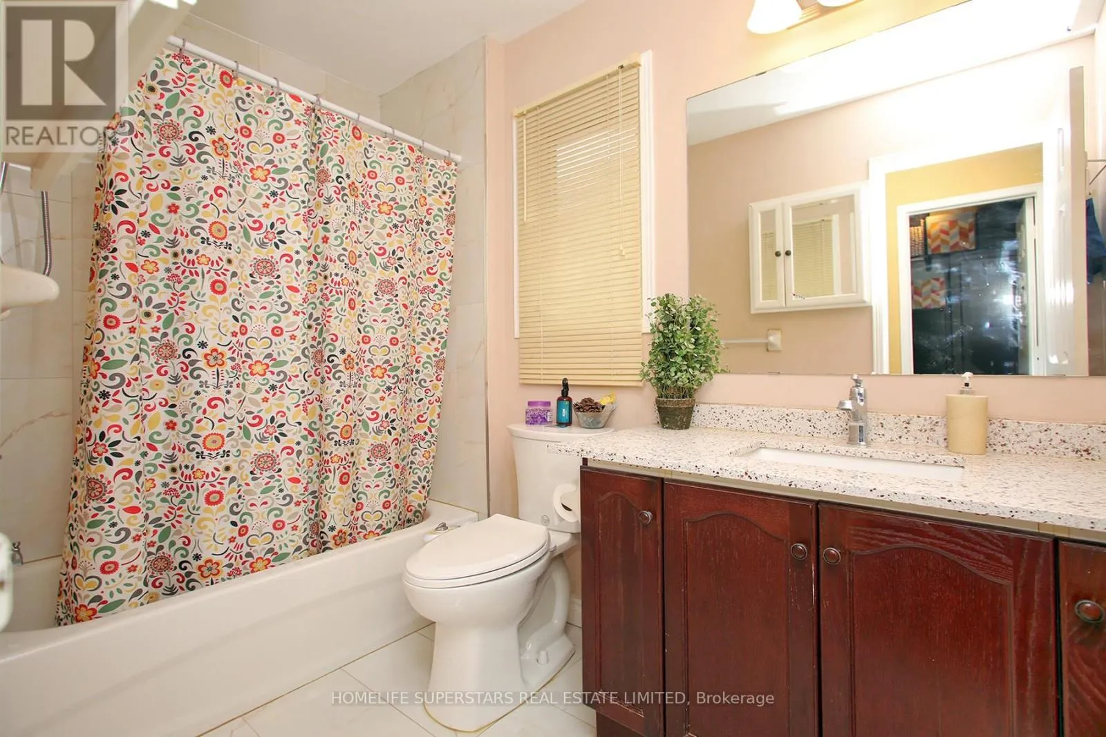 1123 FOXGLOVE PLACE