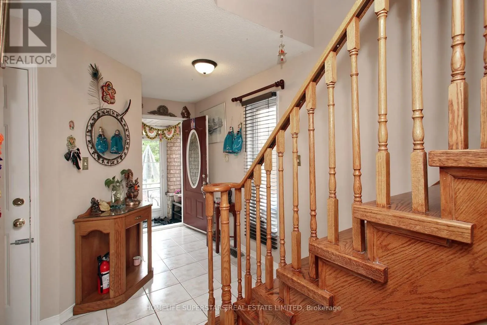 1123 FOXGLOVE PLACE