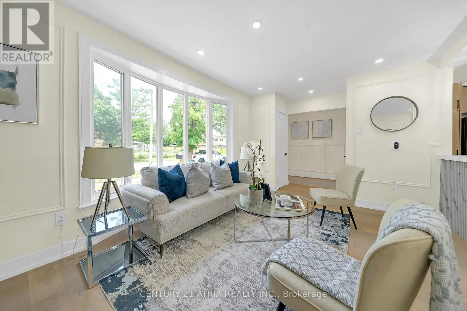 48 TEALHAM DRIVE S