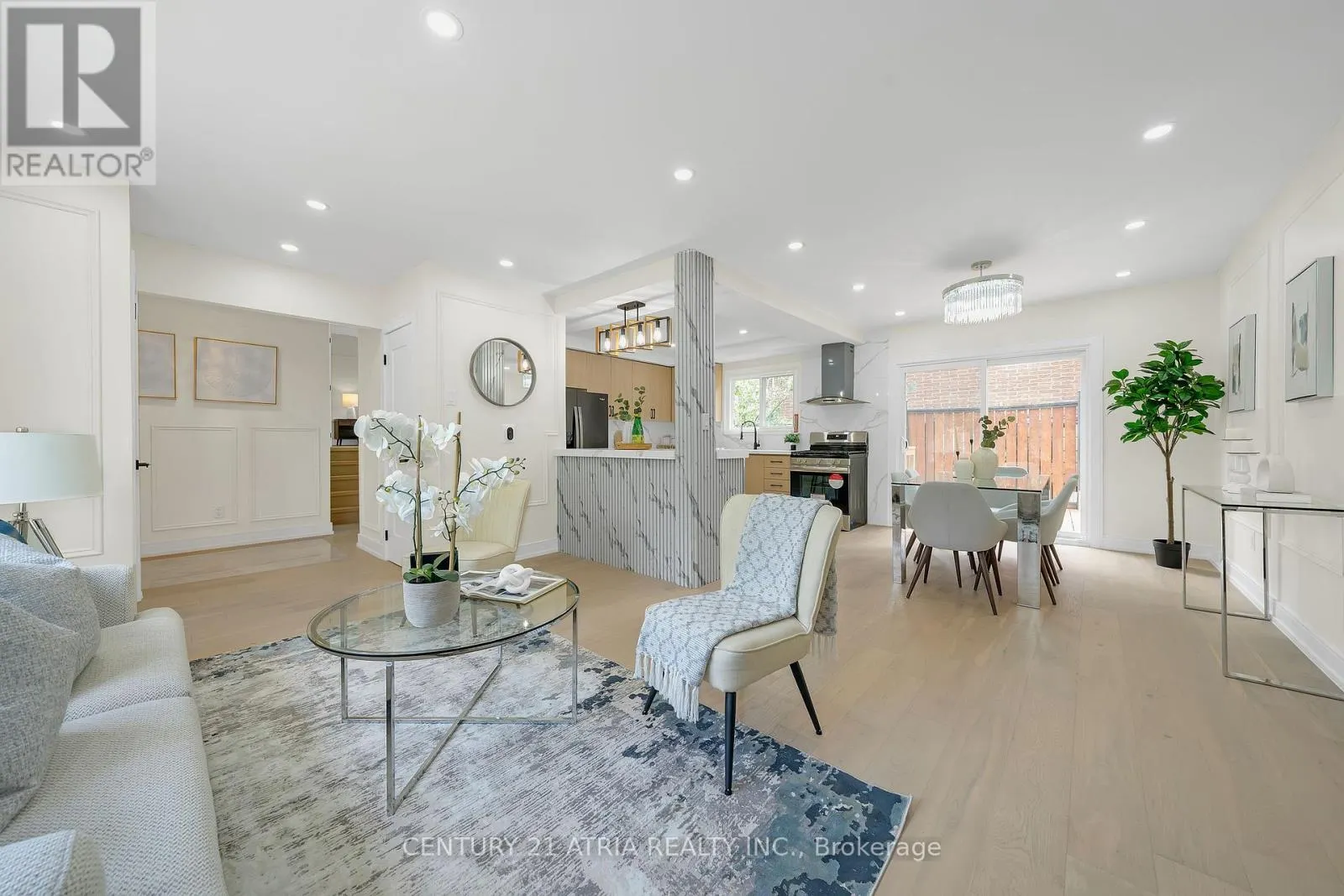 48 TEALHAM DRIVE S