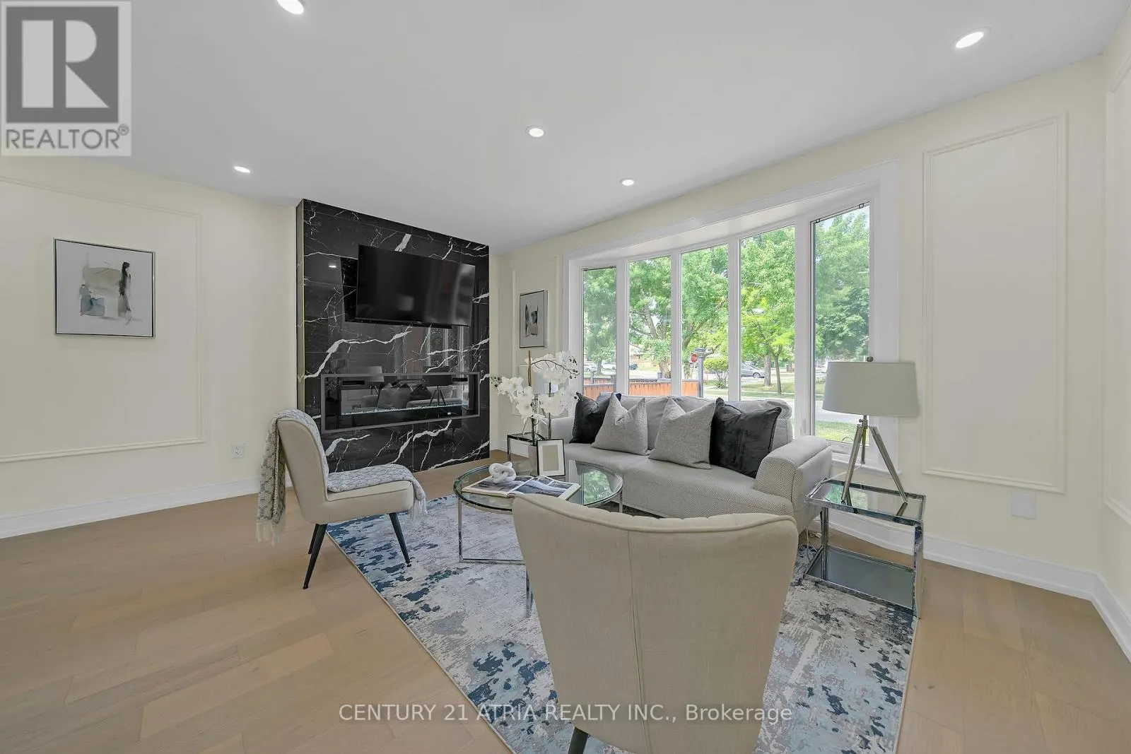 48 TEALHAM DRIVE S