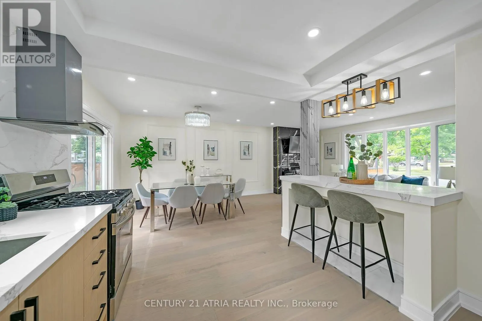 48 TEALHAM DRIVE S