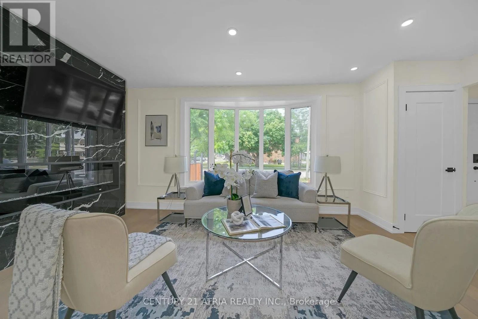 48 TEALHAM DRIVE S
