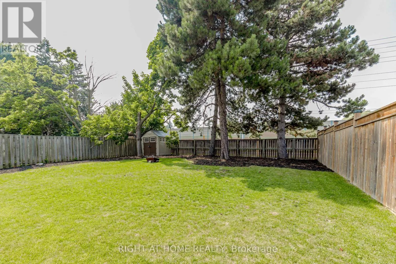 1073 MESA CRESCENT
