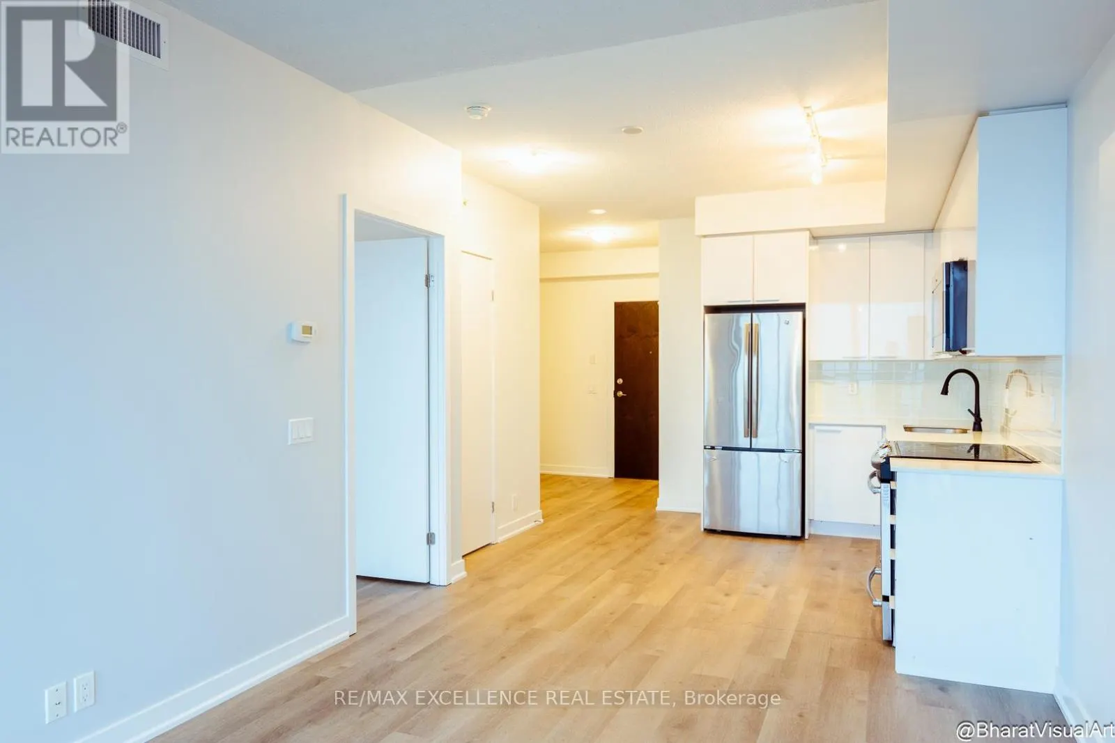 2802 - 10 PARK LAWN ROAD