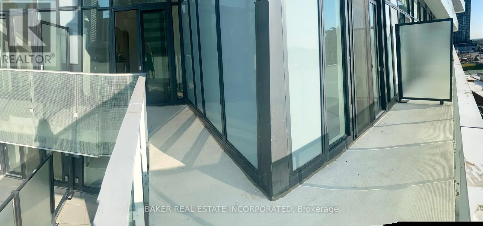 604 - 3883 QUARTZ ROAD