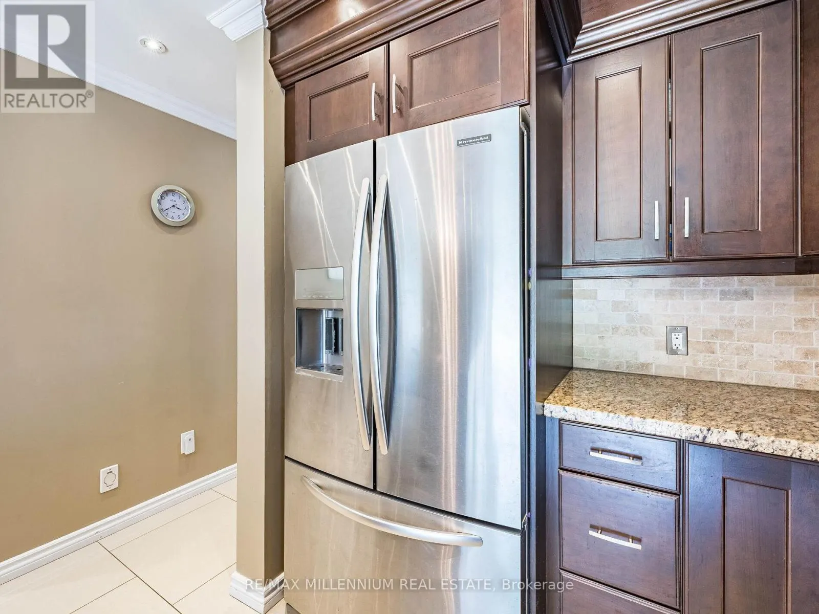 84 GRAPEVINE ROAD