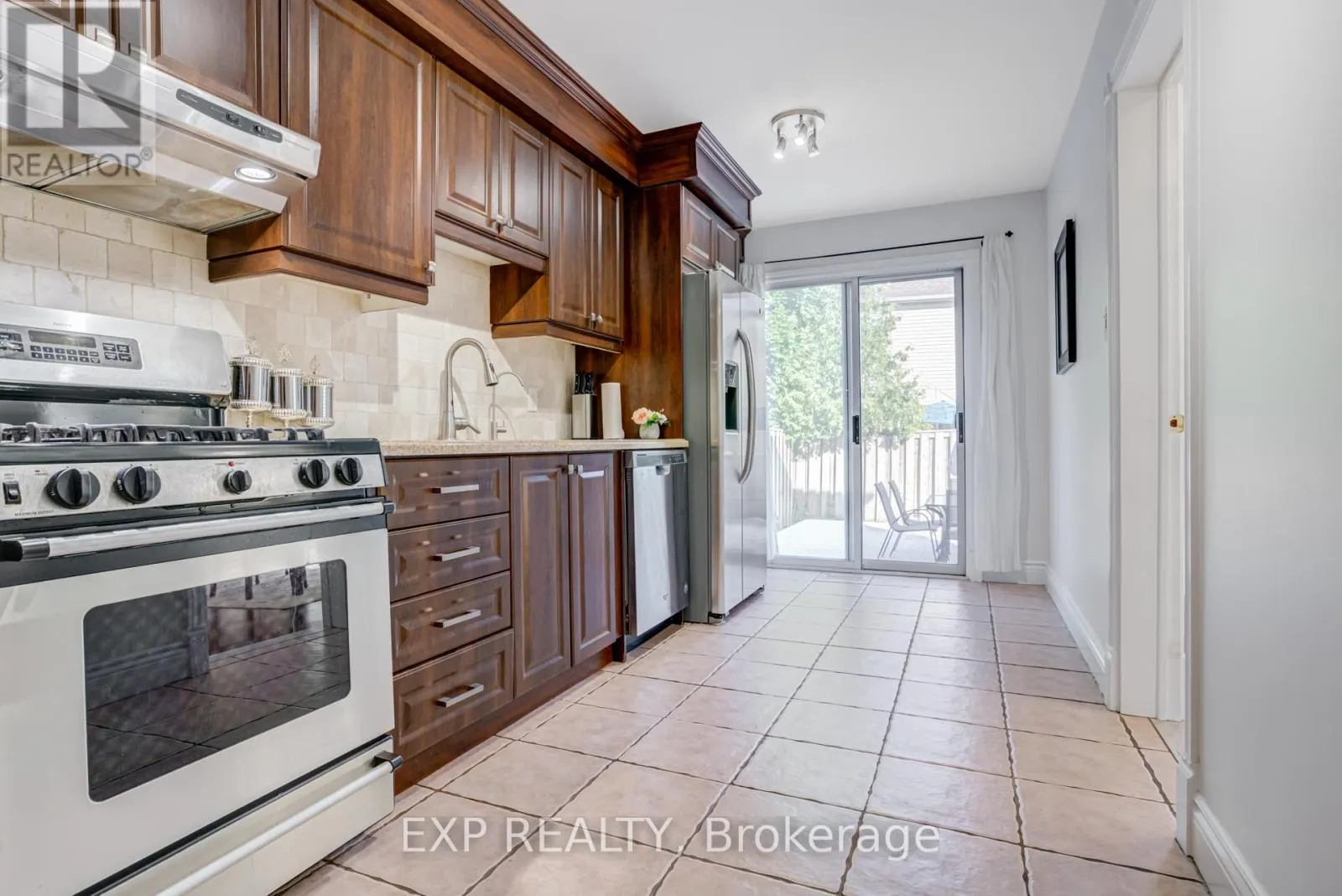 3283 BOBWHITE MEWS