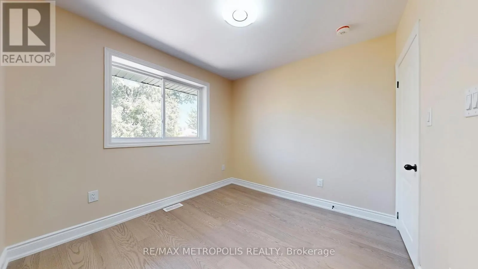 7087 LANDEN COURT