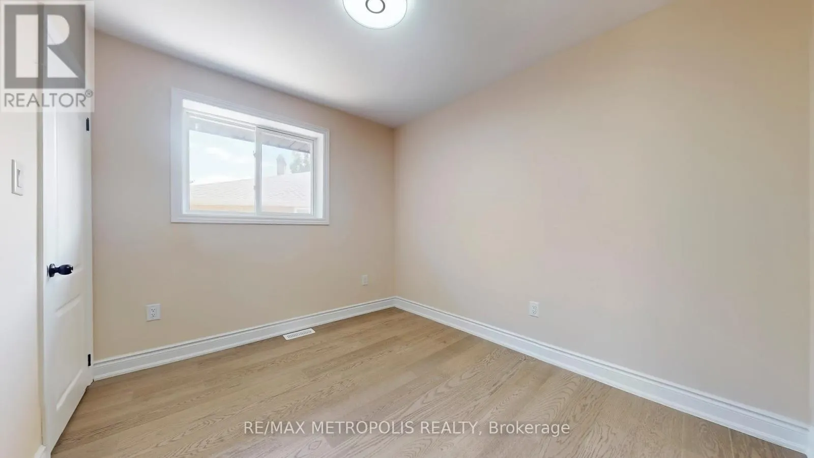 7087 LANDEN COURT