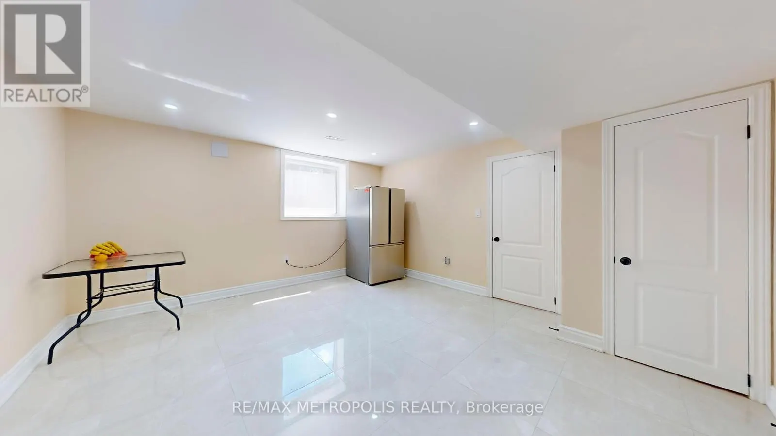 7087 LANDEN COURT