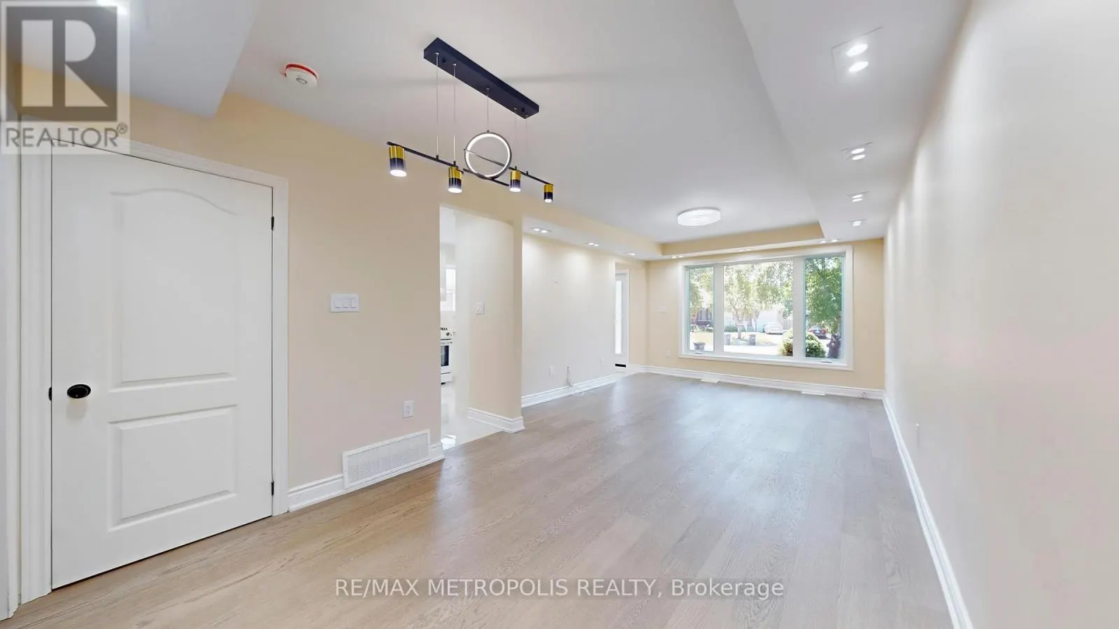 7087 LANDEN COURT