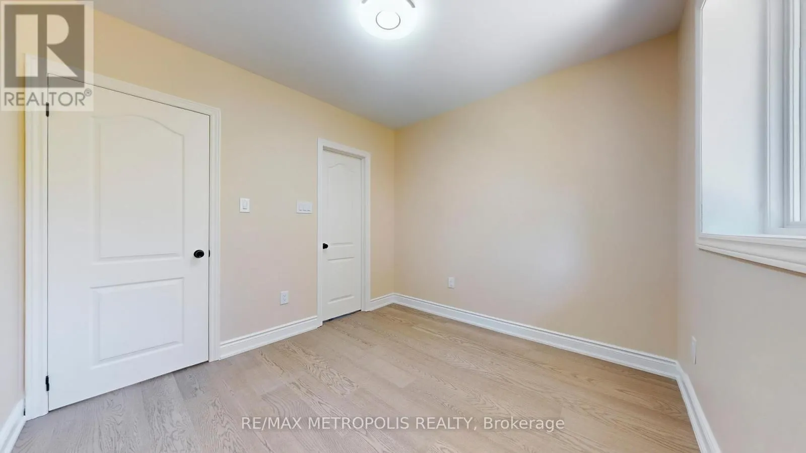 7087 LANDEN COURT