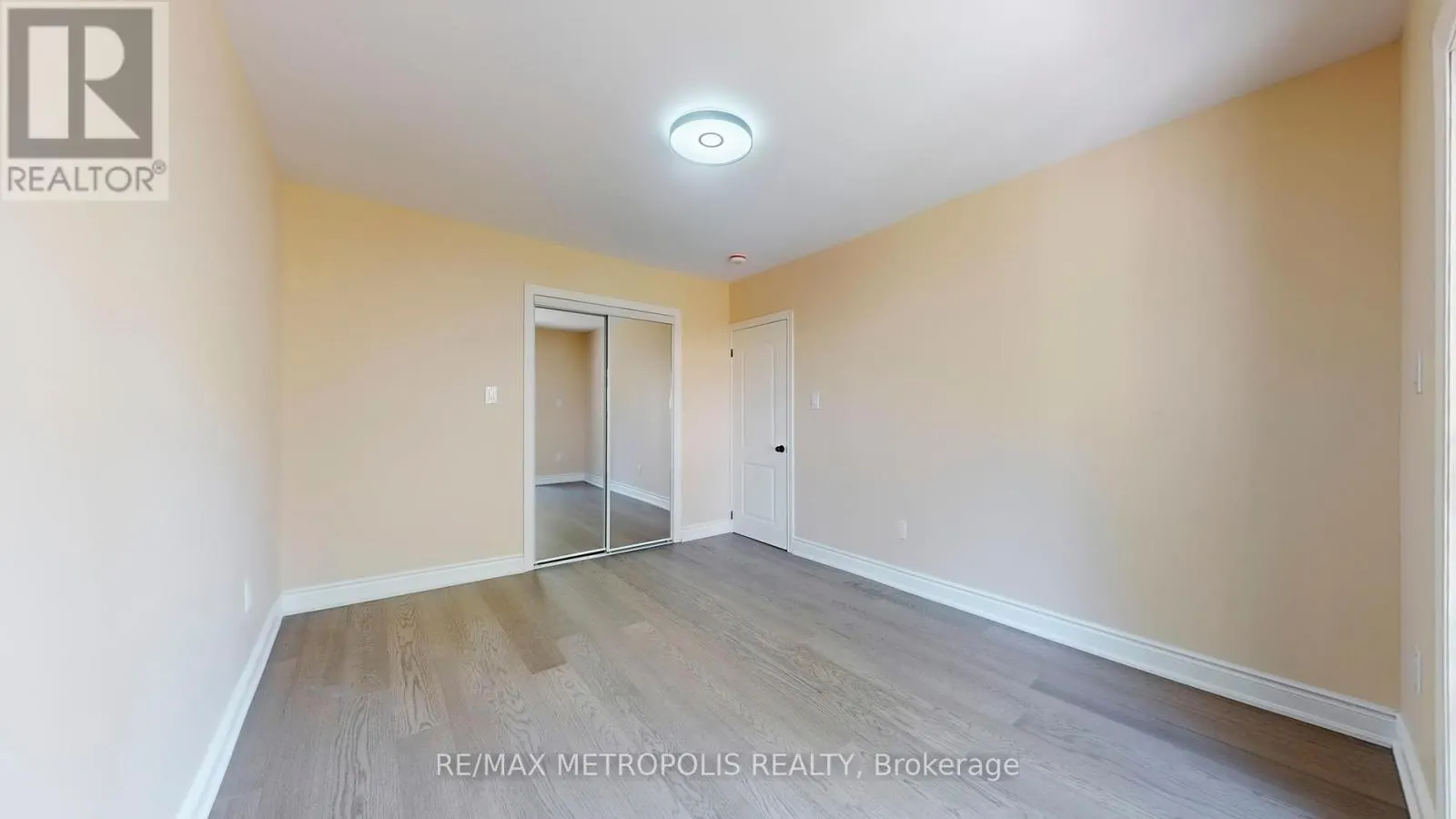 7087 LANDEN COURT