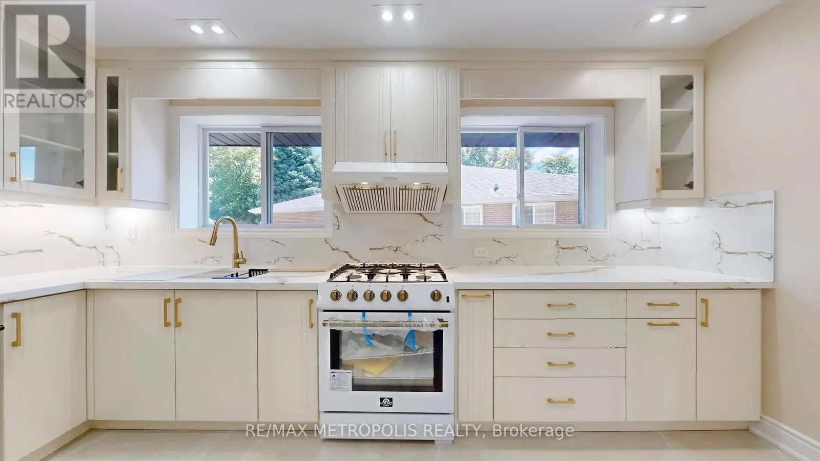 7087 LANDEN COURT