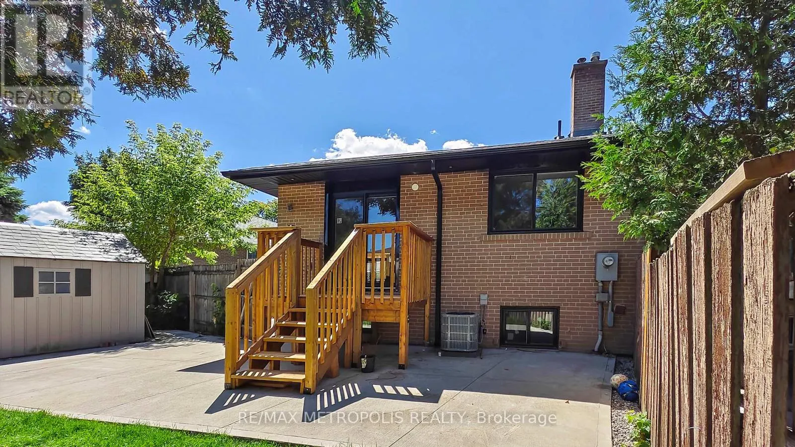 7087 LANDEN COURT