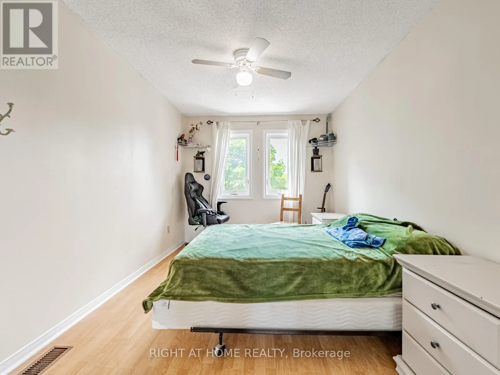 1129 BEECHNUT ROAD