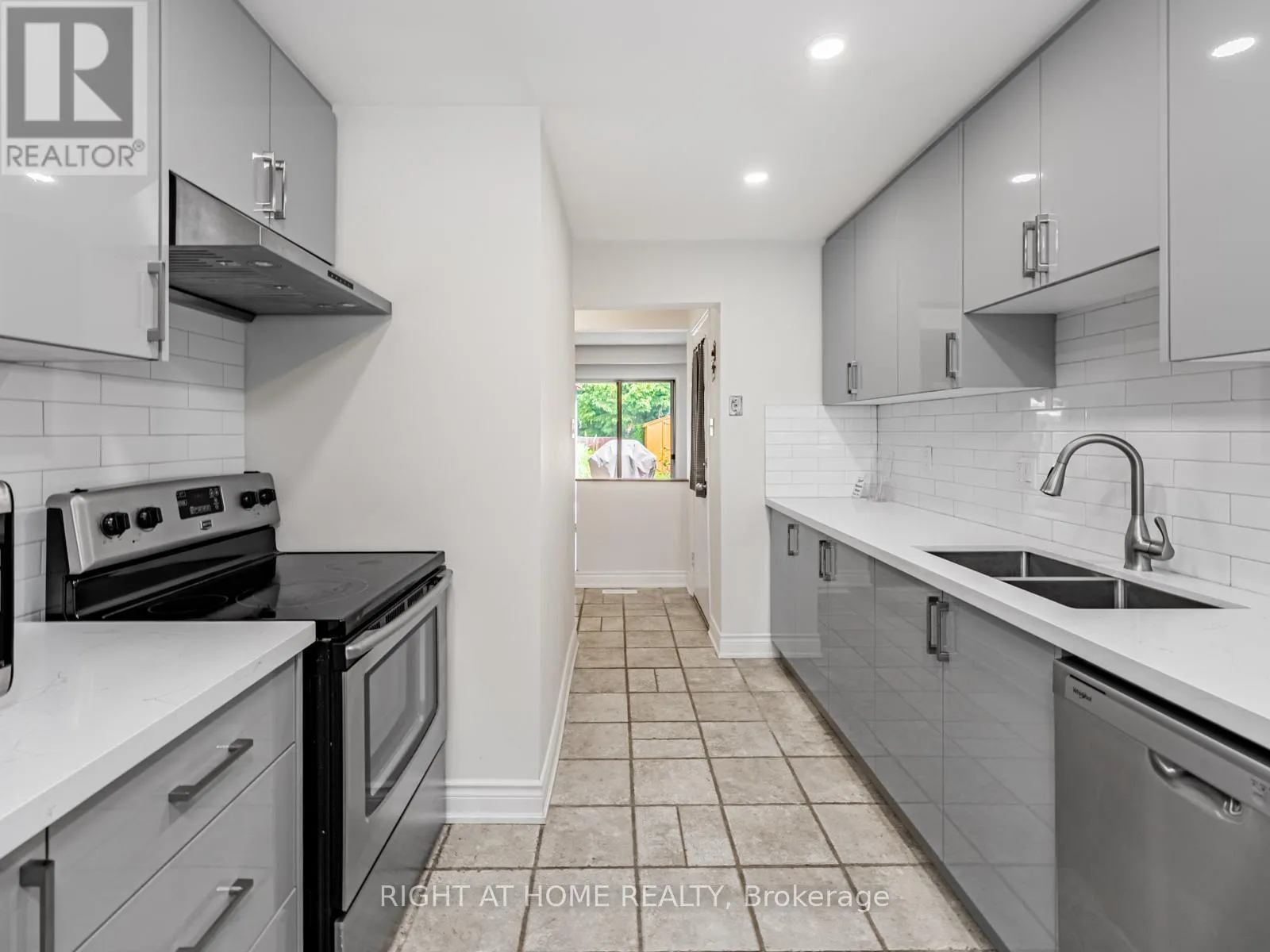 1129 BEECHNUT ROAD