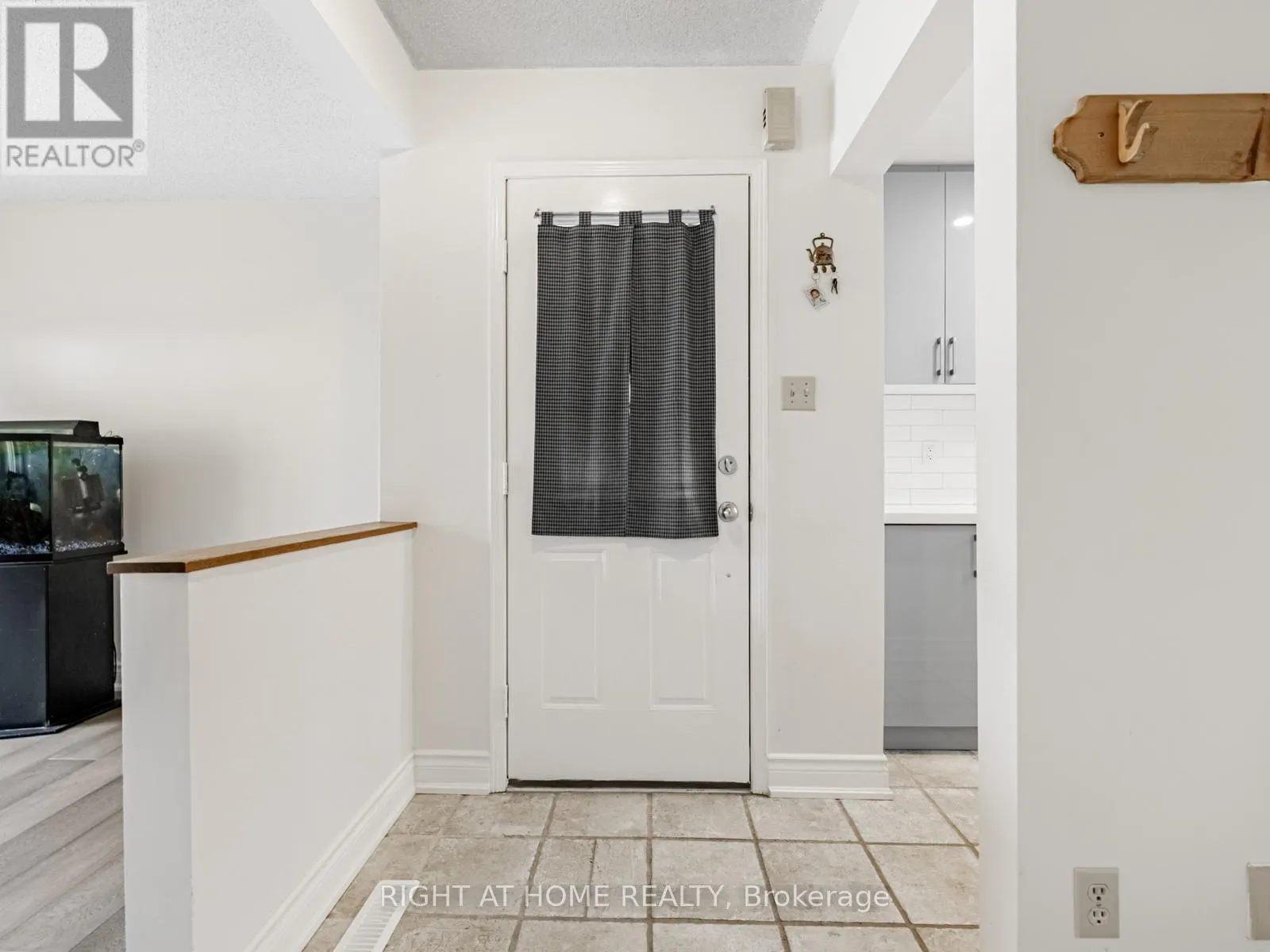 1129 BEECHNUT ROAD
