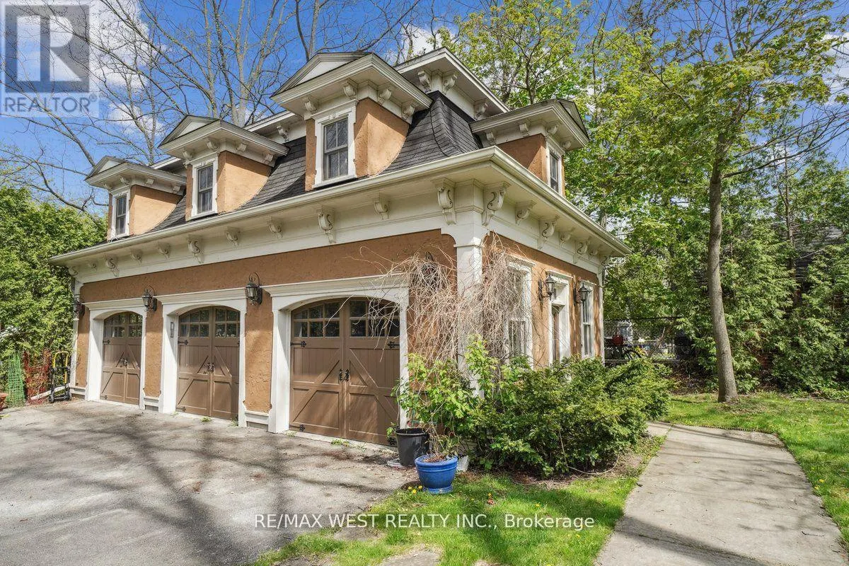 103 THOMAS STREET