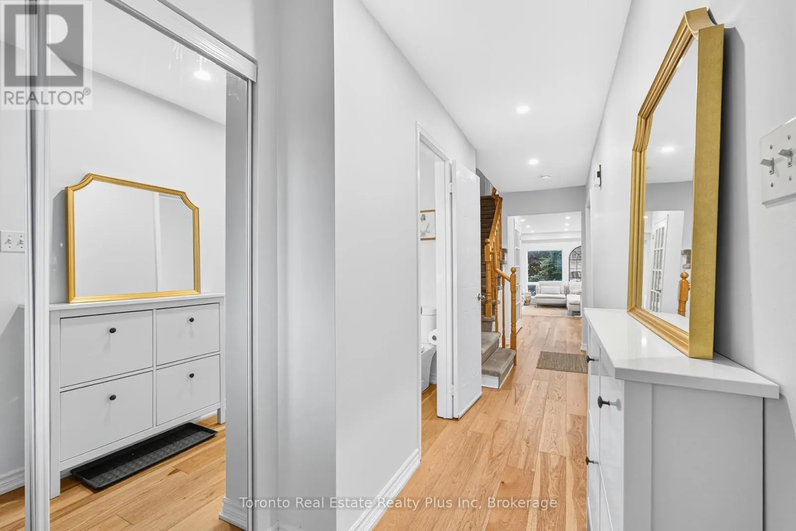 119 - 2945 THOMAS STREET