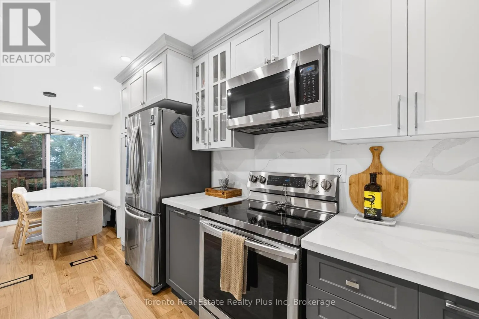 119 - 2945 THOMAS STREET
