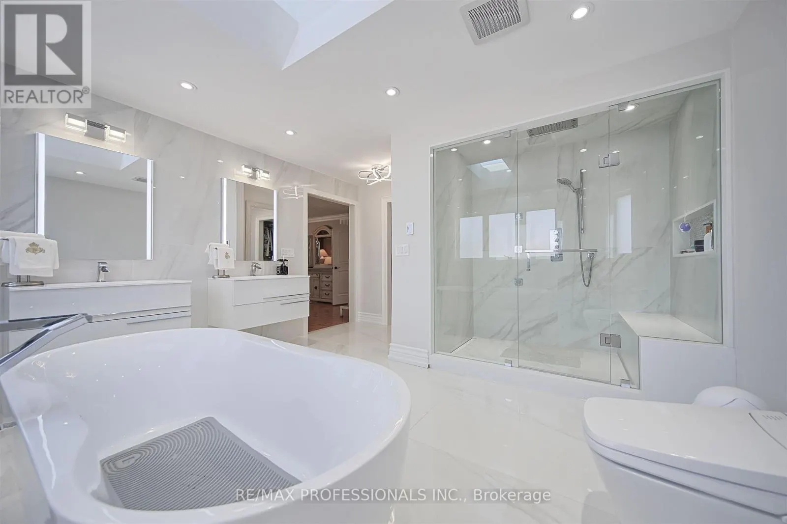 33 REDBERRY PARKWAY