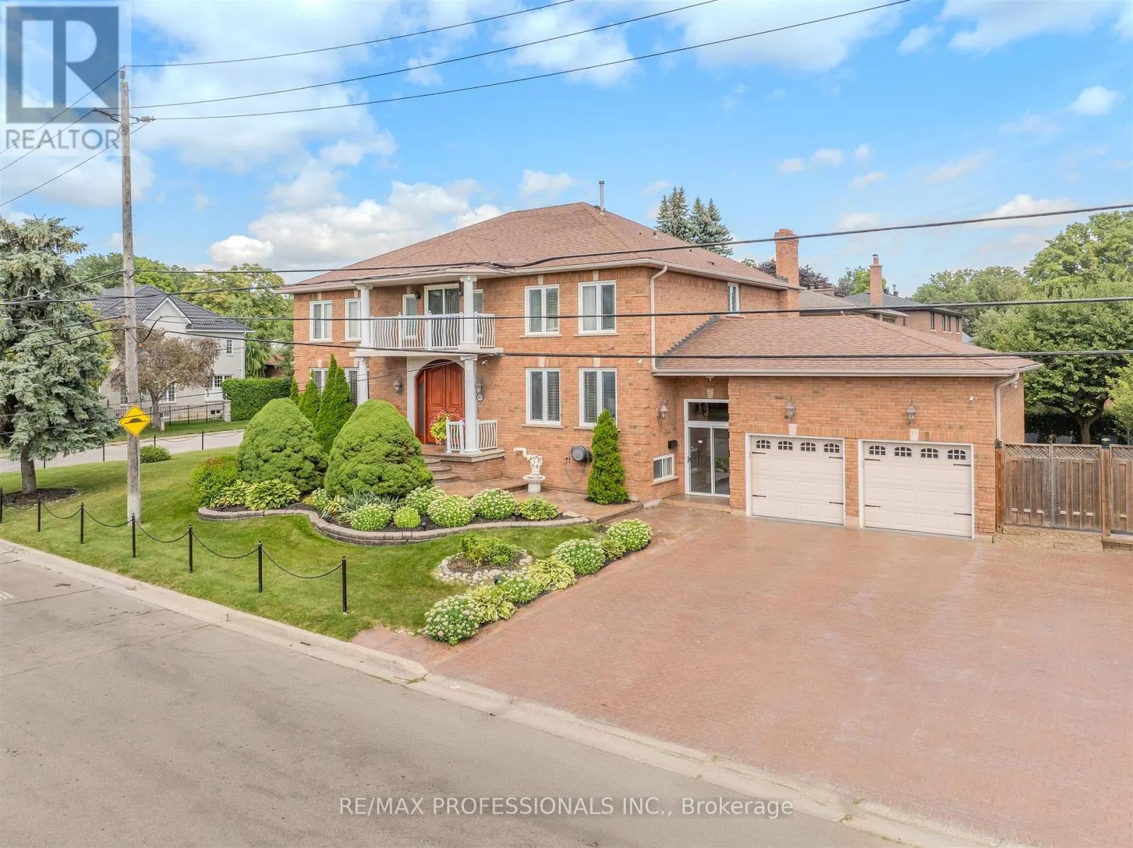 33 REDBERRY PARKWAY