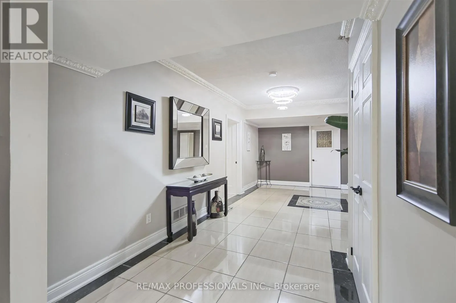 33 REDBERRY PARKWAY
