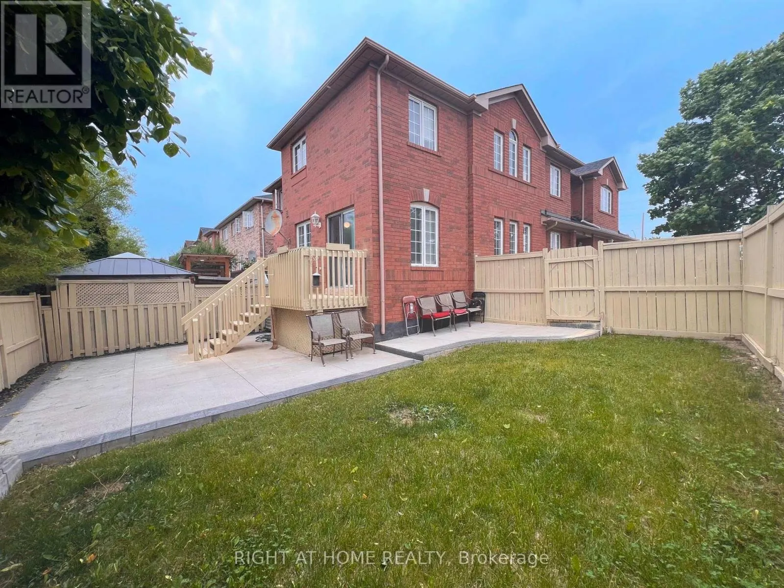 156 FAIRHILL AVENUE
