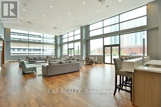 710 - 2212 LAKE SHORE BOULEVARD W