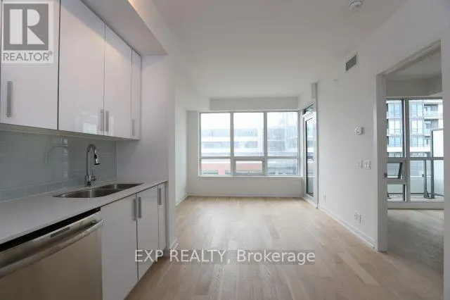 710 - 2212 LAKE SHORE BOULEVARD W