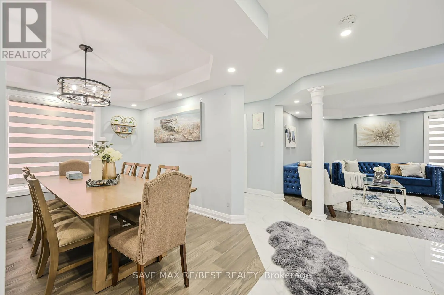 29 BACCARAT CRESCENT