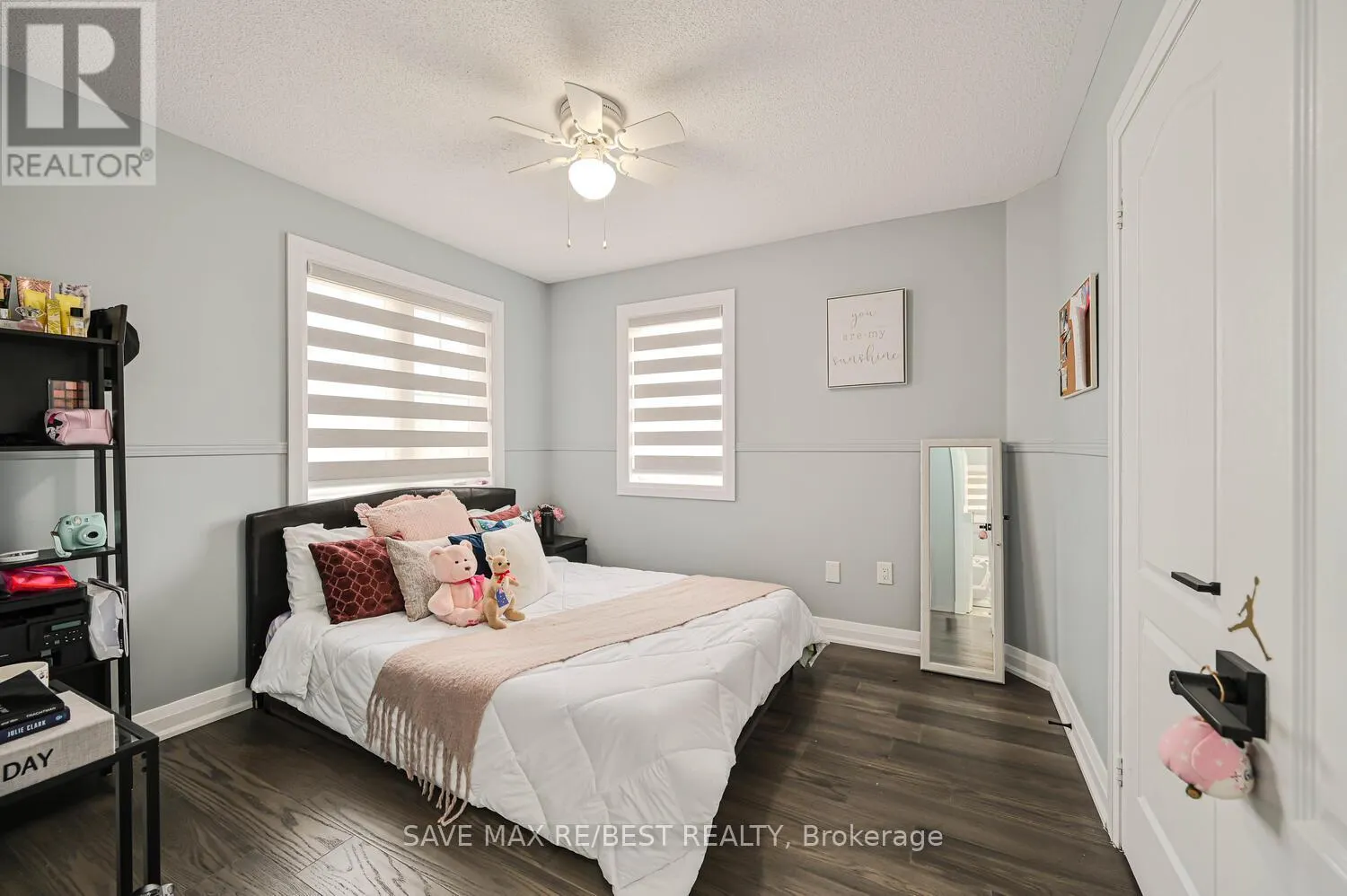 29 BACCARAT CRESCENT