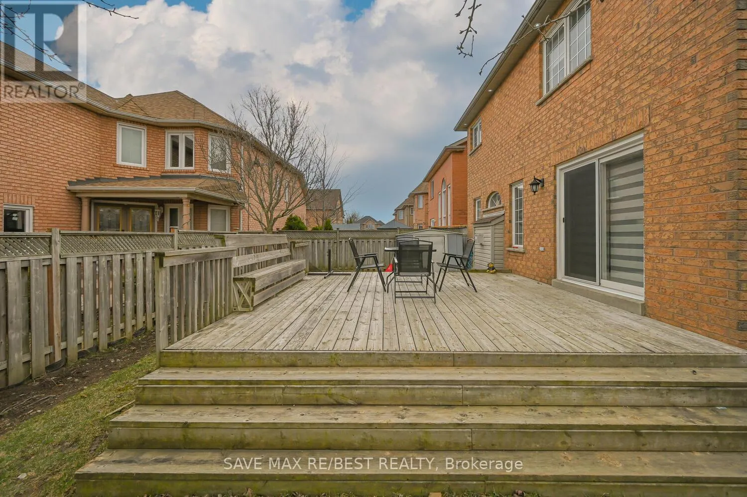 29 BACCARAT CRESCENT