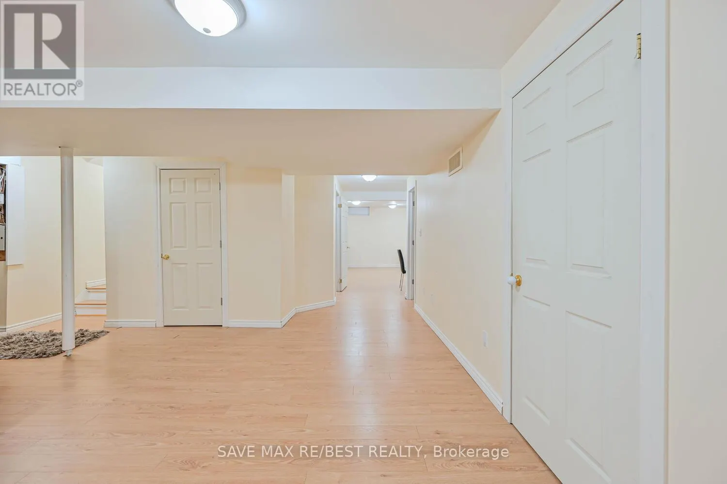 29 BACCARAT CRESCENT