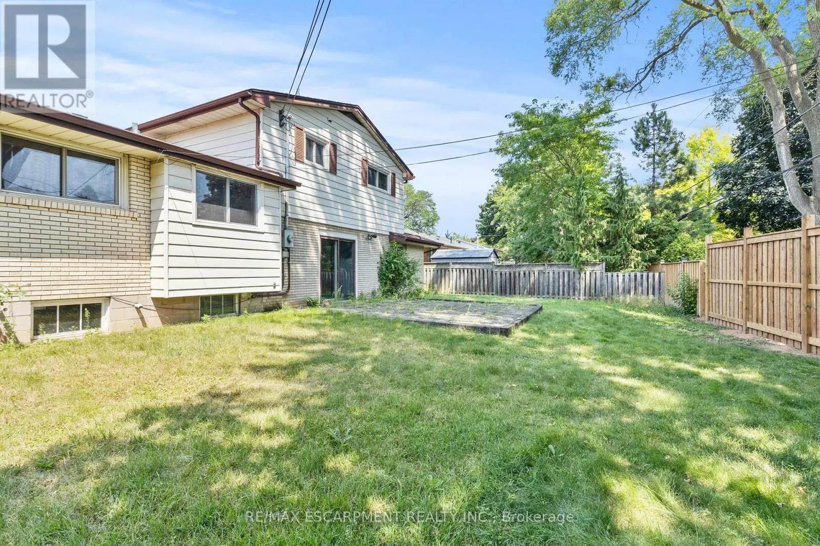 3050 WOODWARD AVENUE
