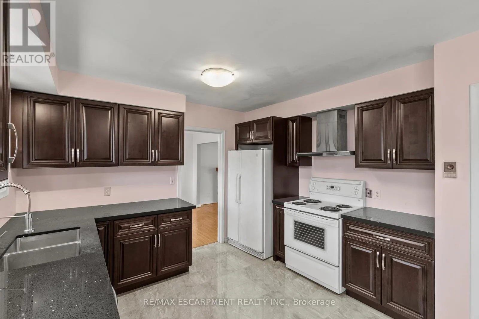 3050 WOODWARD AVENUE