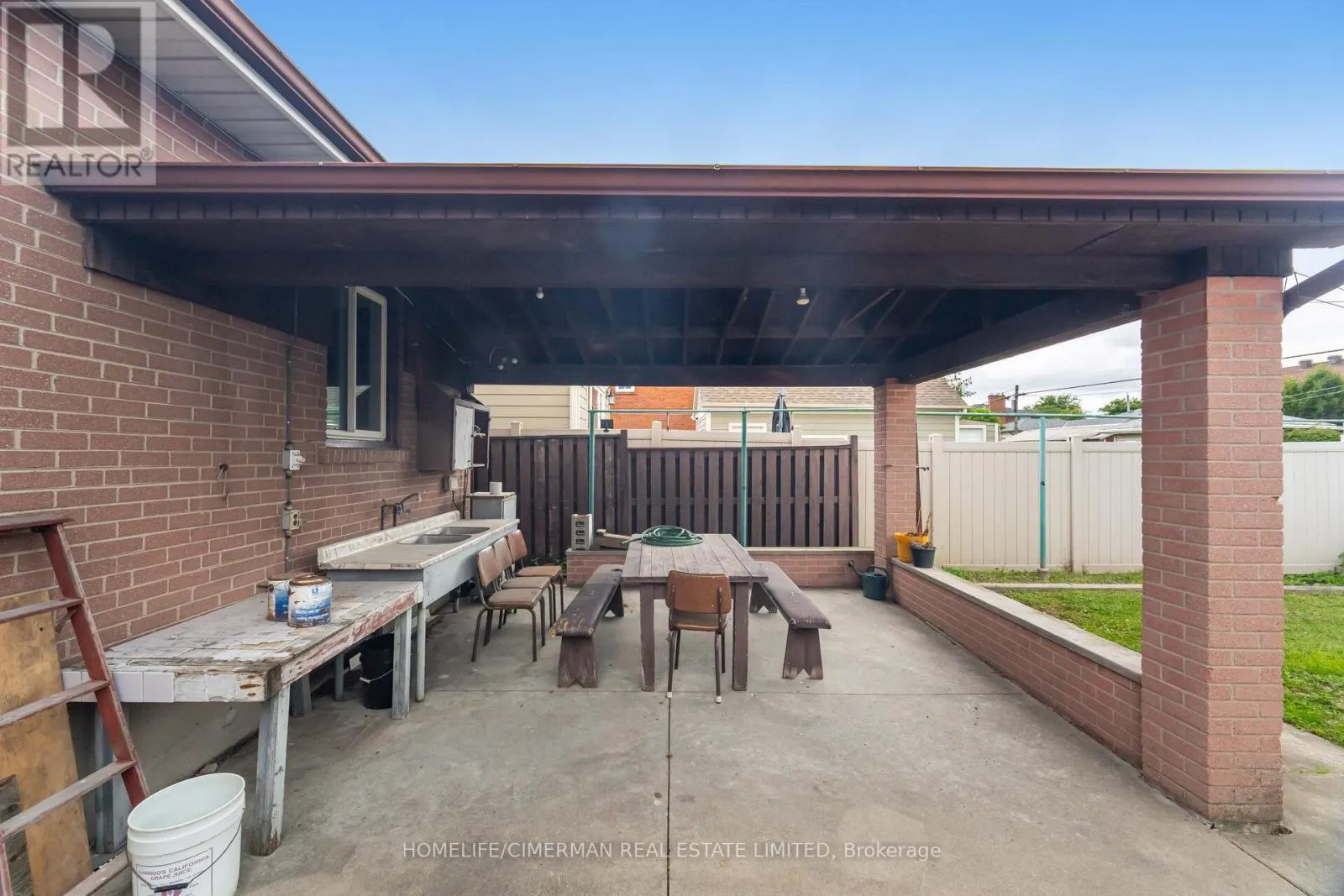 44 PLEWES ROAD