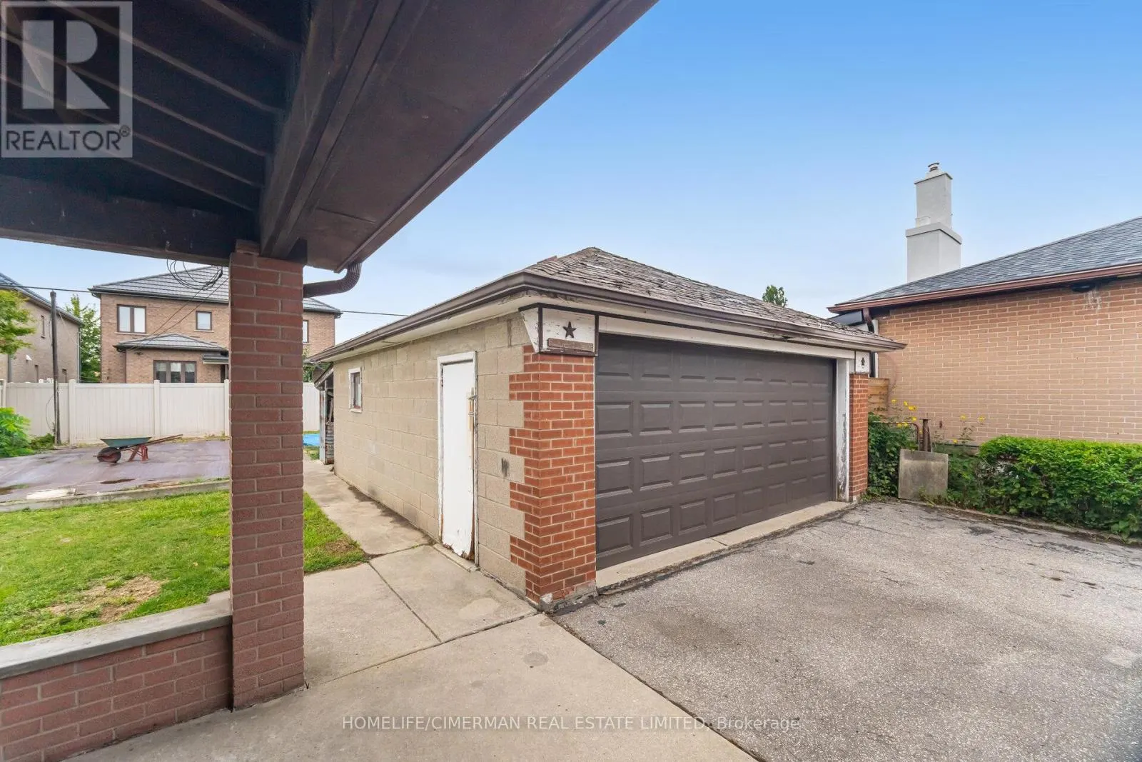 44 PLEWES ROAD