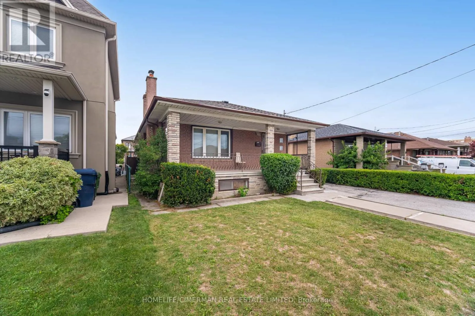 44 PLEWES ROAD