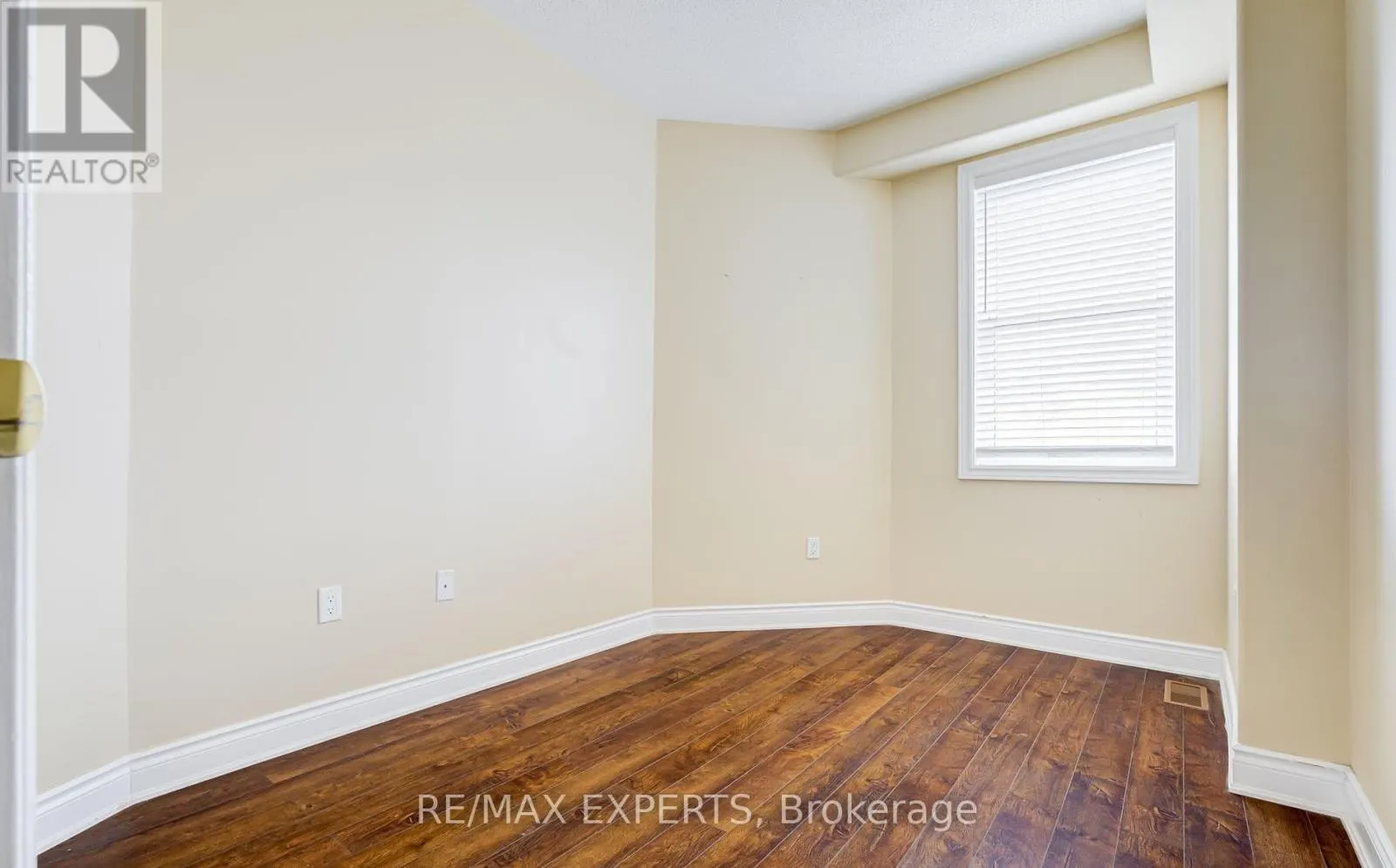 3 - 760 LAWRENCE AVE WEST