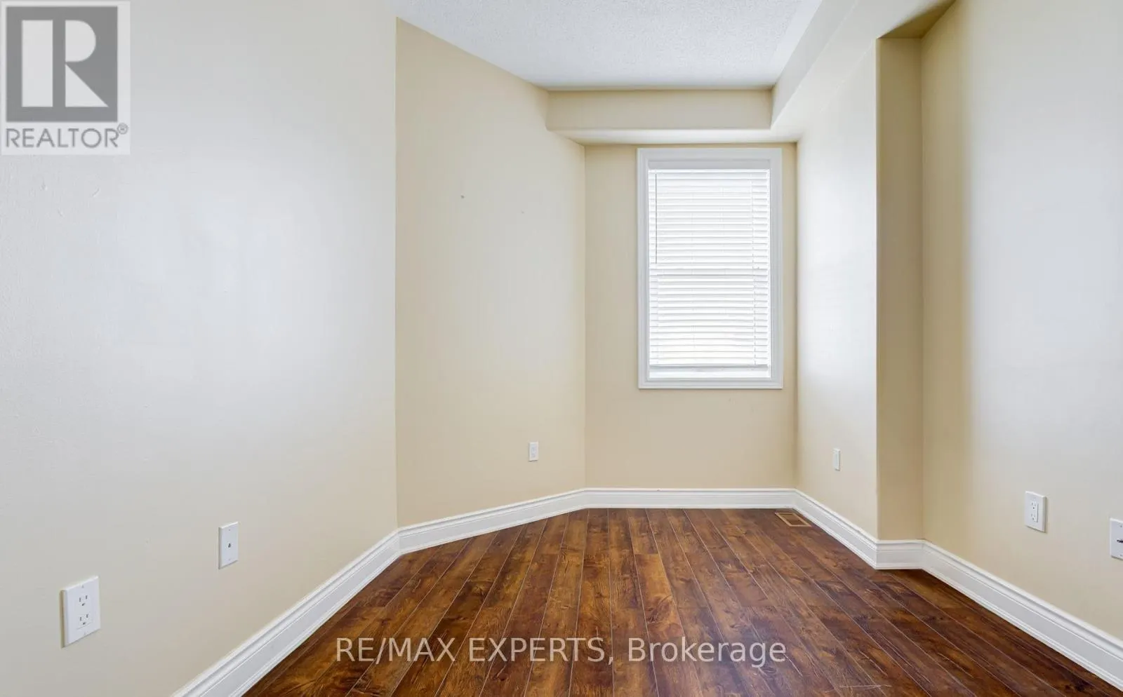 3 - 760 LAWRENCE AVE WEST