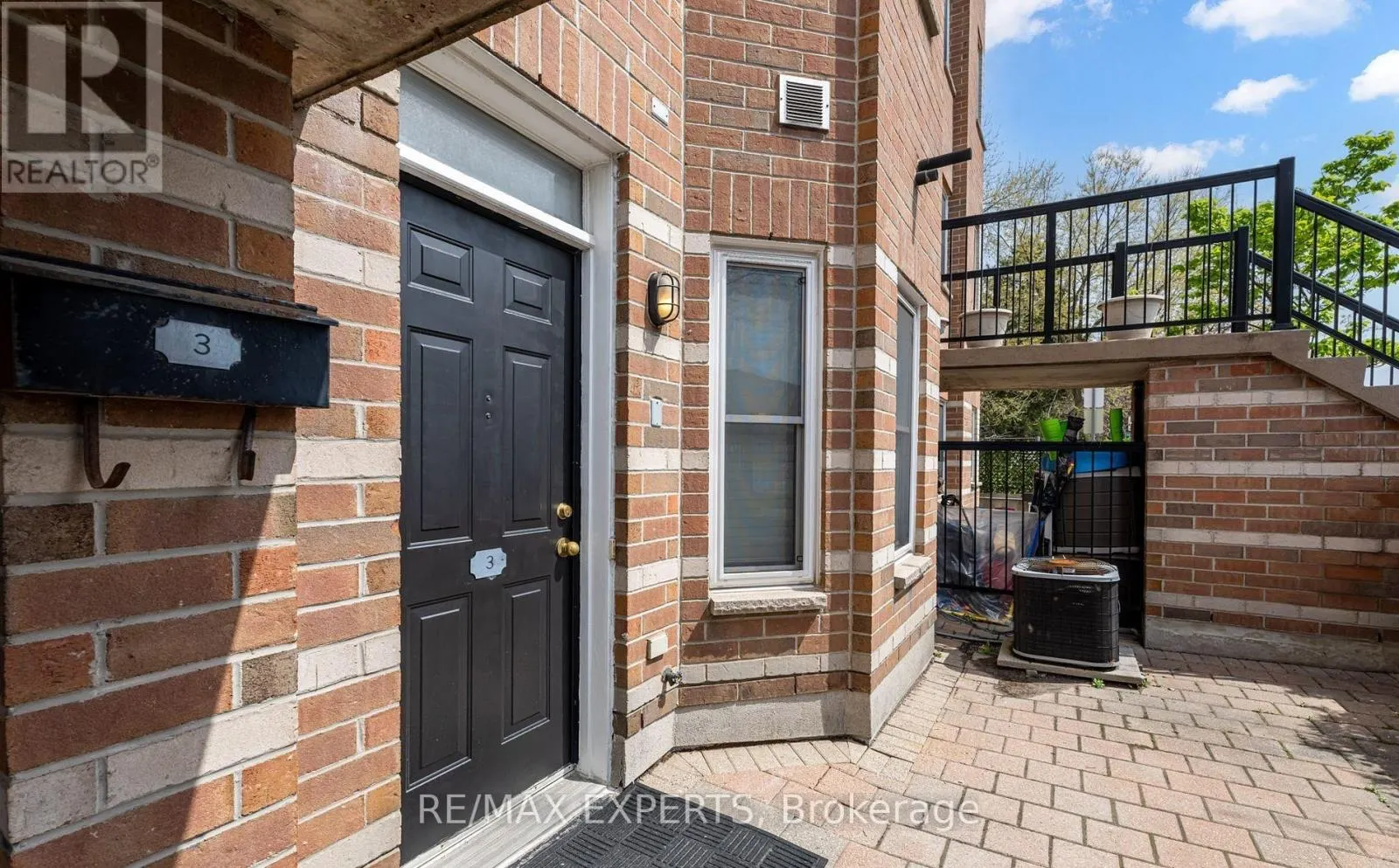 3 - 760 LAWRENCE AVE WEST
