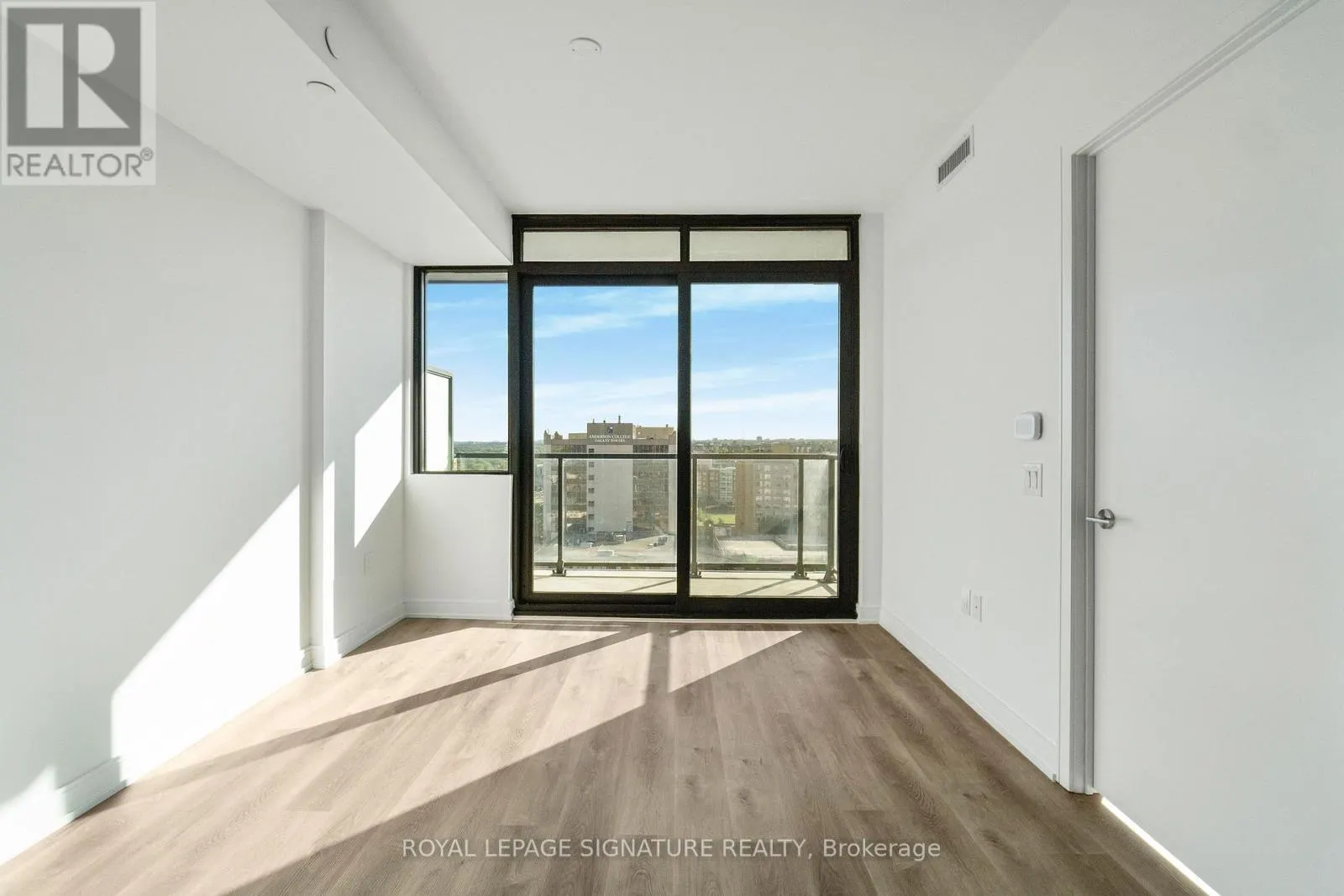 1211 - 3009 NOVAR ROAD